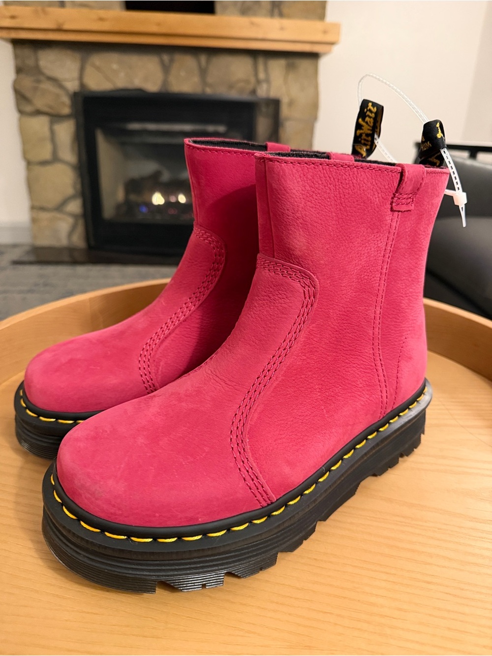NWT Dr. Martens Zebzag Rigger Platform Boots Pink Nubuck US W 8